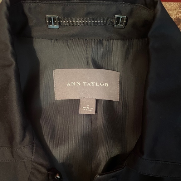 Ann Taylor Women's Size 2 Black Coat Collared Detailed Waist Snap Button Close - Picture 4 of 12